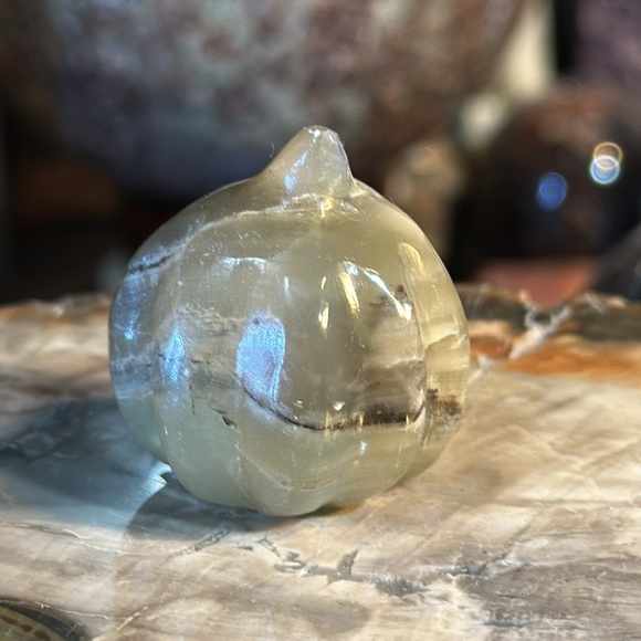 🔥SALE🔥 Agate Crystal Pumpkin Carving! - Picture 4 of 6